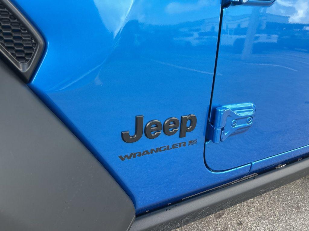 new 2026 Jeep Wrangler car, priced at $42,526