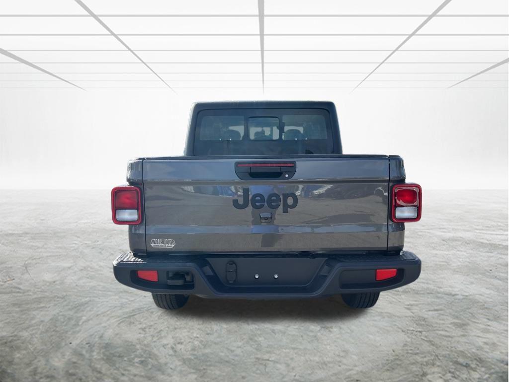 new 2026 Jeep Gladiator car, priced at $36,716