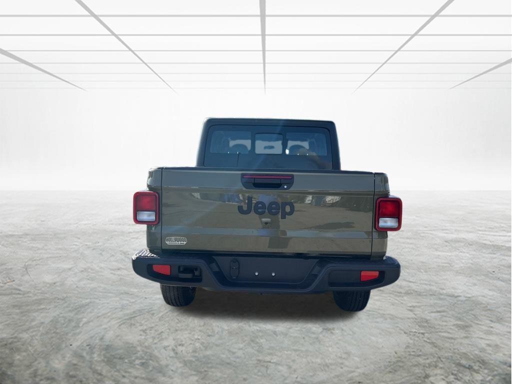 new 2026 Jeep Gladiator car, priced at $38,028