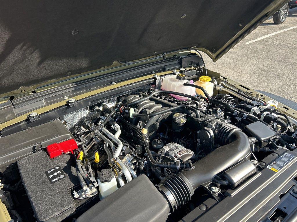 new 2026 Jeep Gladiator car, priced at $38,028