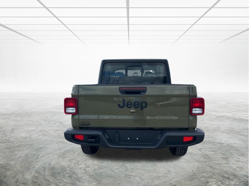 new 2026 Jeep Gladiator car, priced at $37,275