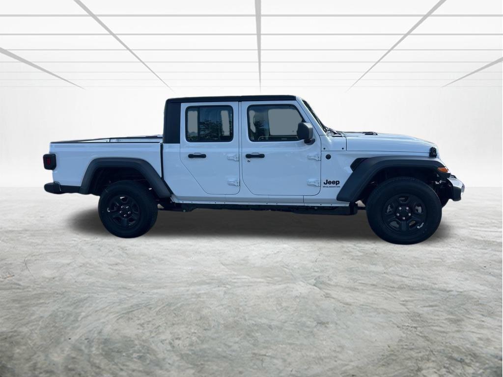 new 2026 Jeep Gladiator car, priced at $37,510