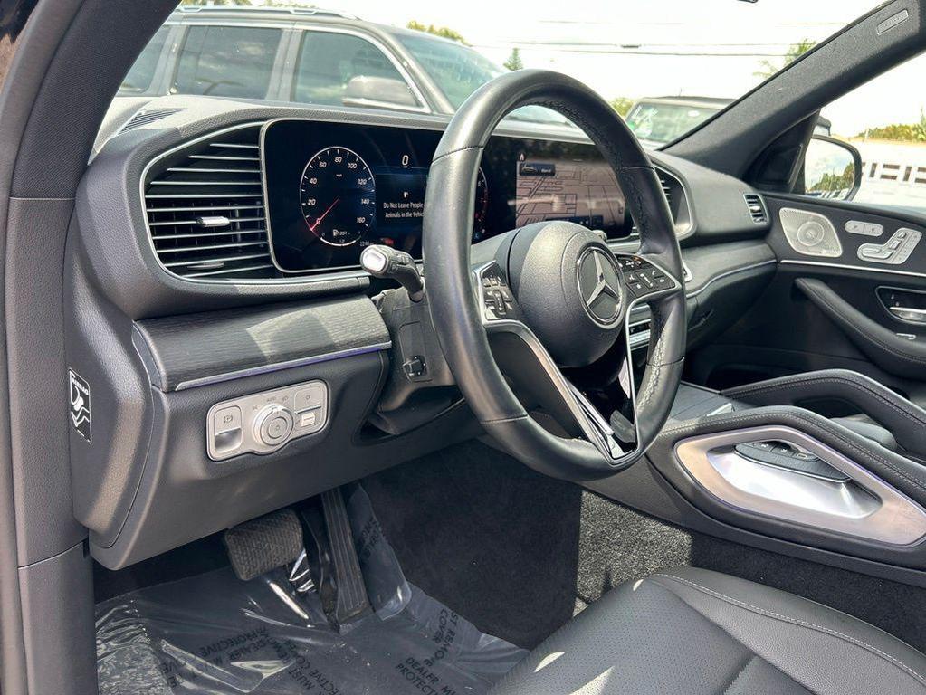 used 2025 Mercedes-Benz GLE 350 car, priced at $50,328