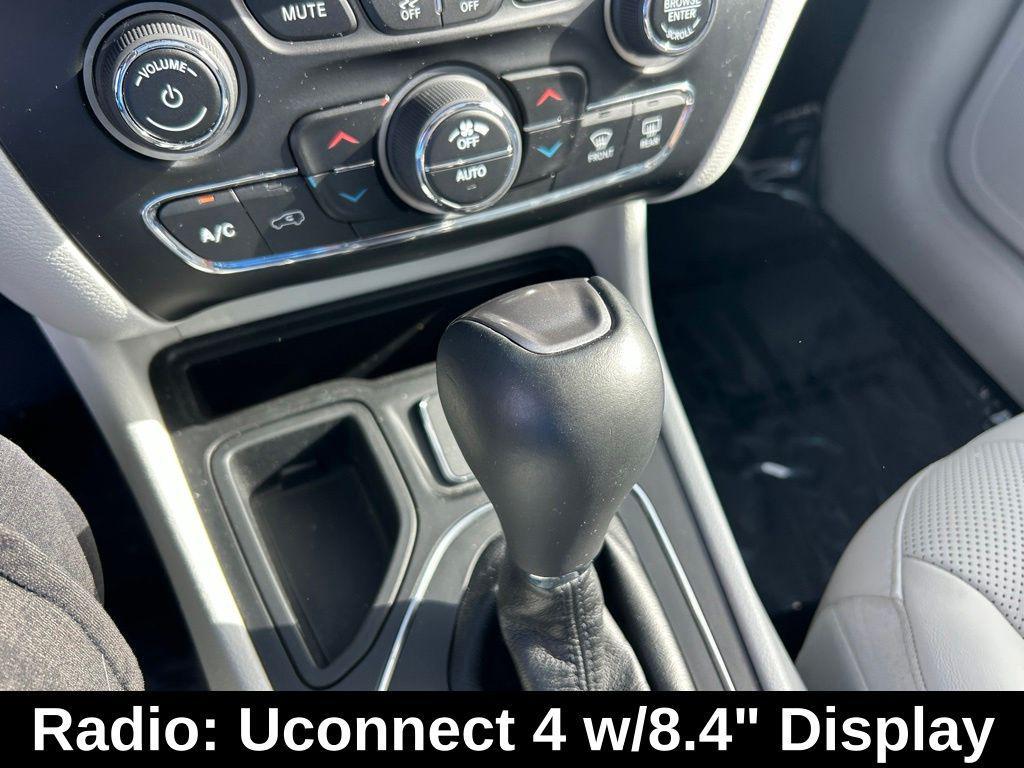 used 2021 Jeep Cherokee car, priced at $16,810