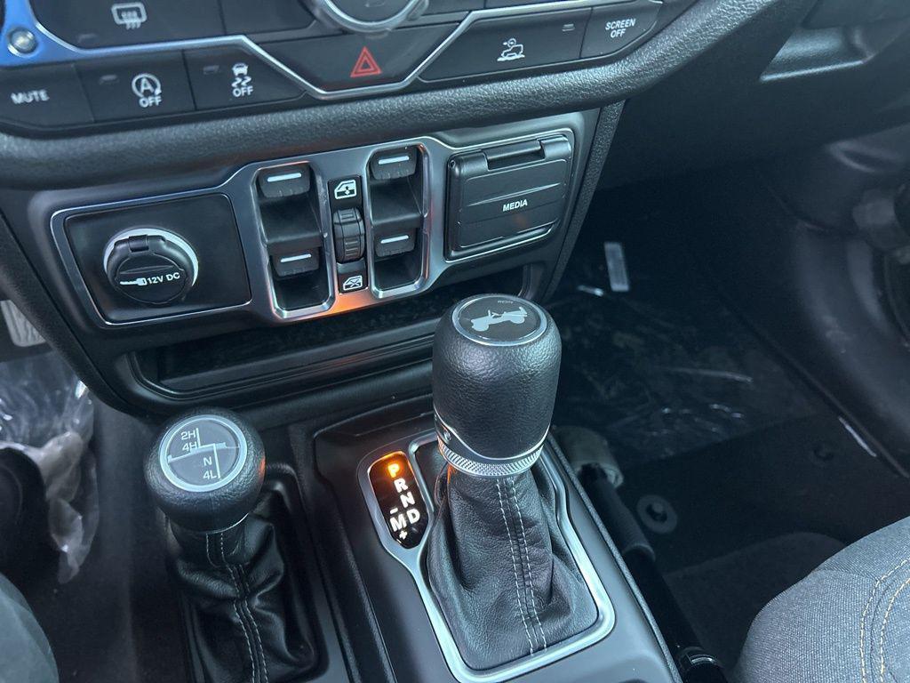 new 2026 Jeep Wrangler car, priced at $39,281