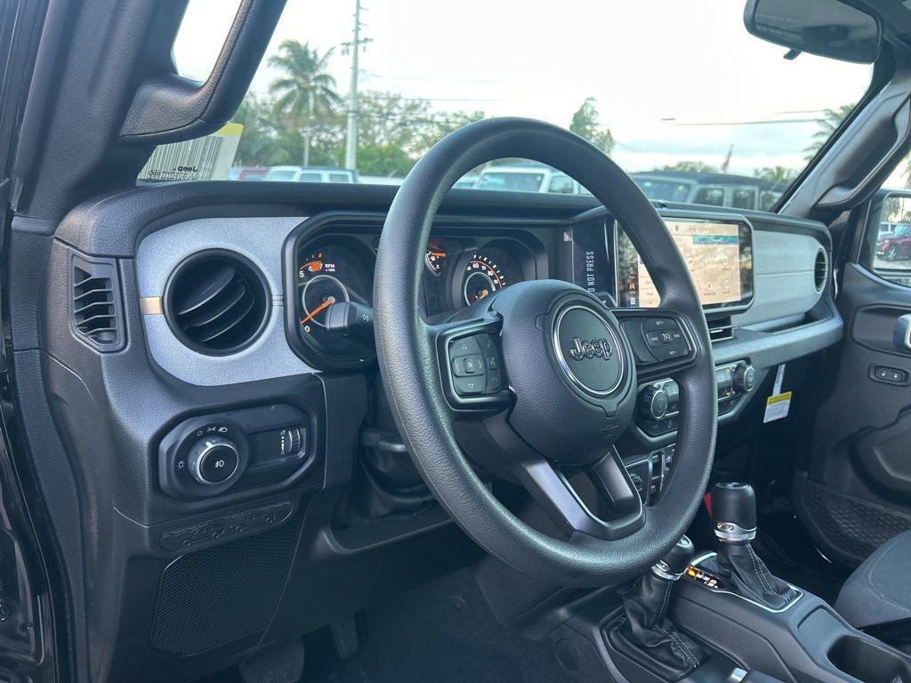 new 2026 Jeep Wrangler car, priced at $39,281
