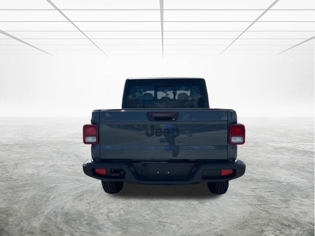 new 2026 Jeep Gladiator car, priced at $37,275