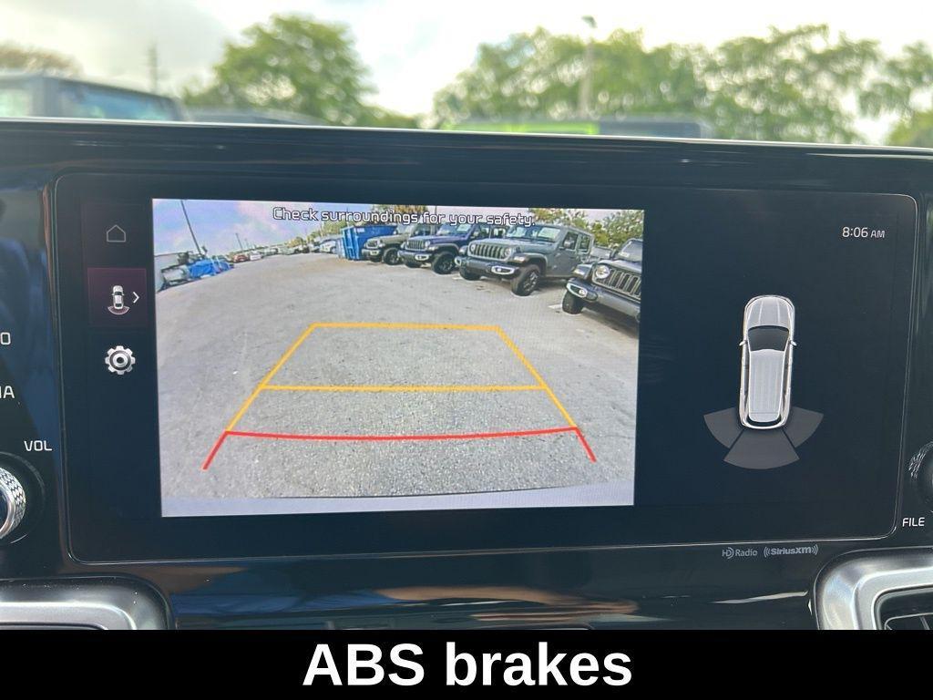 used 2023 Kia Sorento car, priced at $26,967