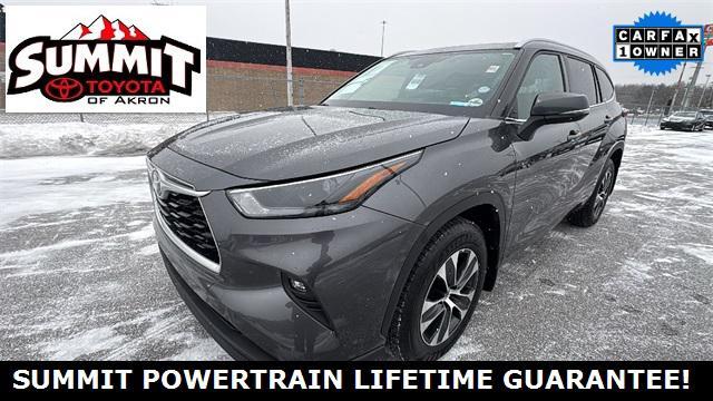 used 2022 Toyota Highlander car, priced at $35,495