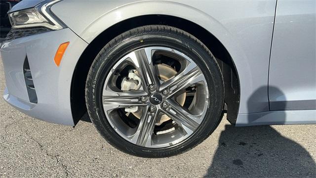 used 2022 Kia K5 car, priced at $21,092