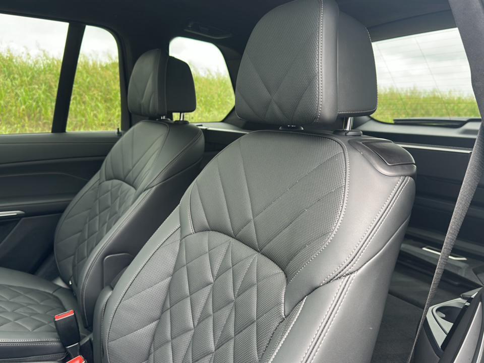 used 2024 BMW X7 car, priced at $69,995