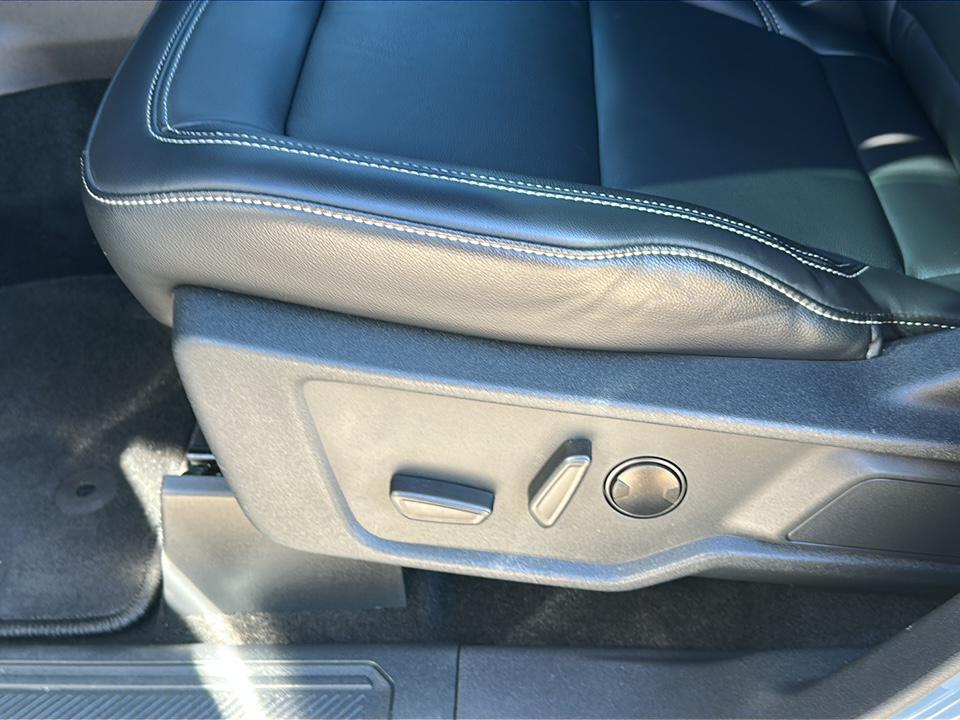 used 2025 Ford Bronco car, priced at $46,999