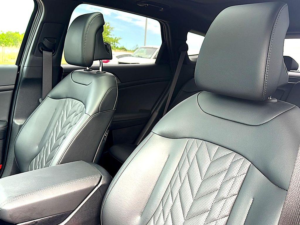 used 2025 Kia Sportage car, priced at $30,995