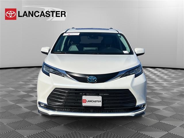 used 2021 Toyota Sienna car, priced at $35,998