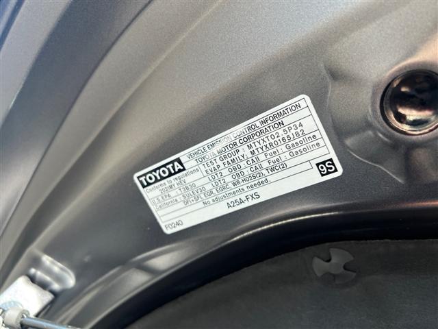 used 2021 Toyota Highlander Hybrid car, priced at $35,998