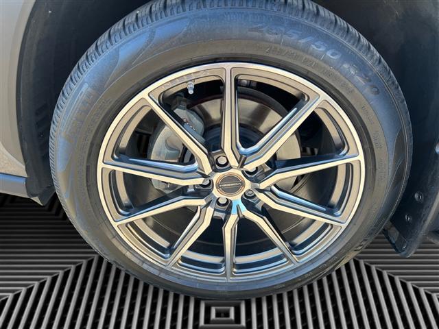 used 2021 Toyota Highlander Hybrid car, priced at $35,998