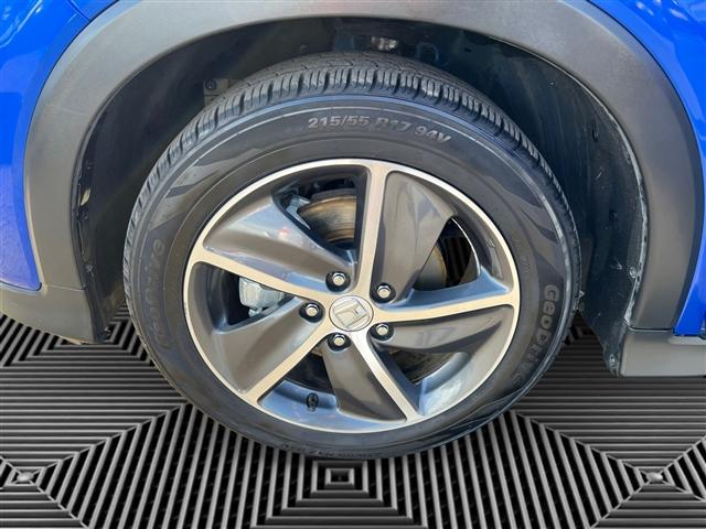 used 2021 Honda HR-V car, priced at $20,998