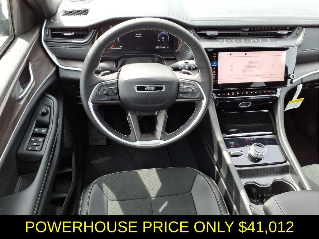 new 2026 Jeep Grand Cherokee car, priced at $39,012