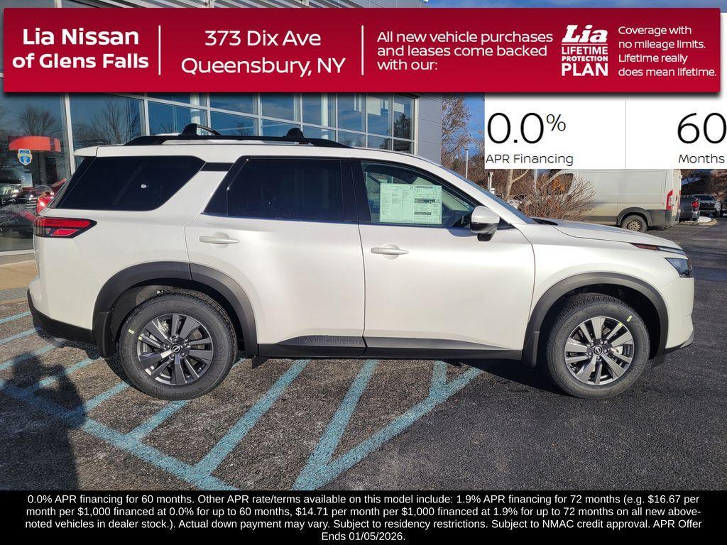 new 2025 Nissan Pathfinder car, priced at $39,825