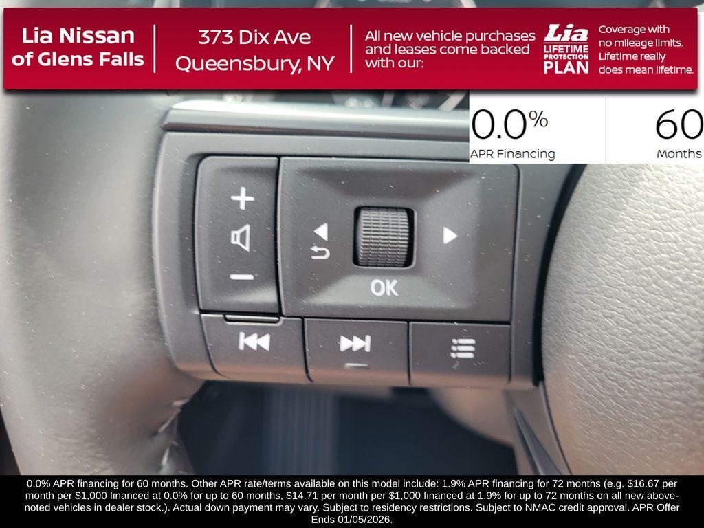 new 2025 Nissan Pathfinder car, priced at $39,825