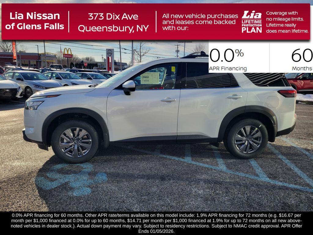 new 2025 Nissan Pathfinder car, priced at $39,825