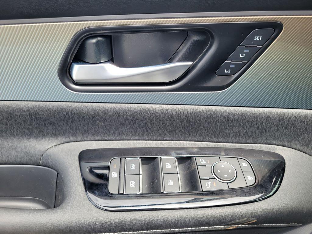 new 2025 Nissan Murano car, priced at $43,710