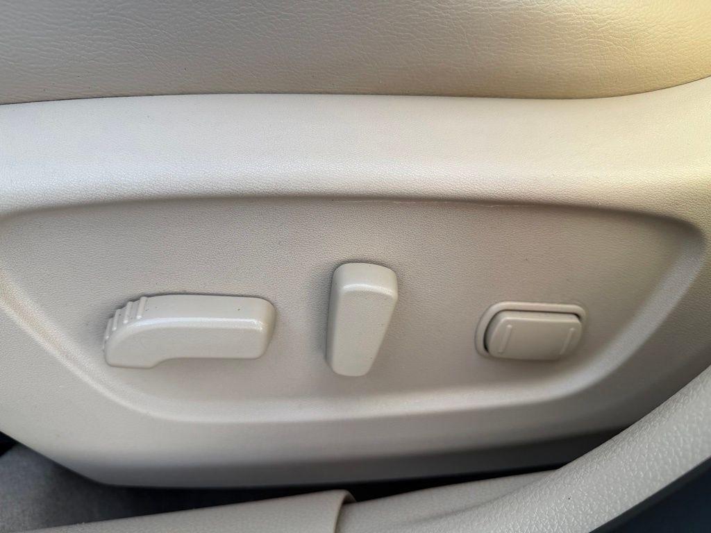 used 2015 Nissan Rogue car, priced at $11,342