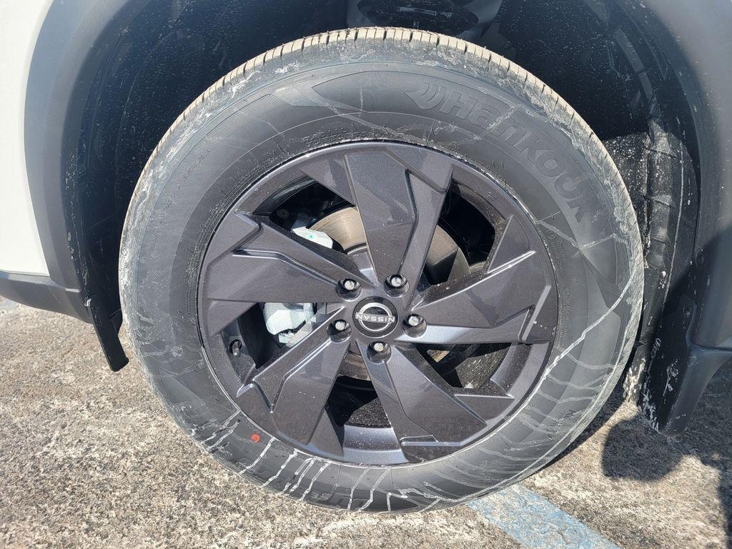 new 2026 Nissan Rogue car, priced at $31,995