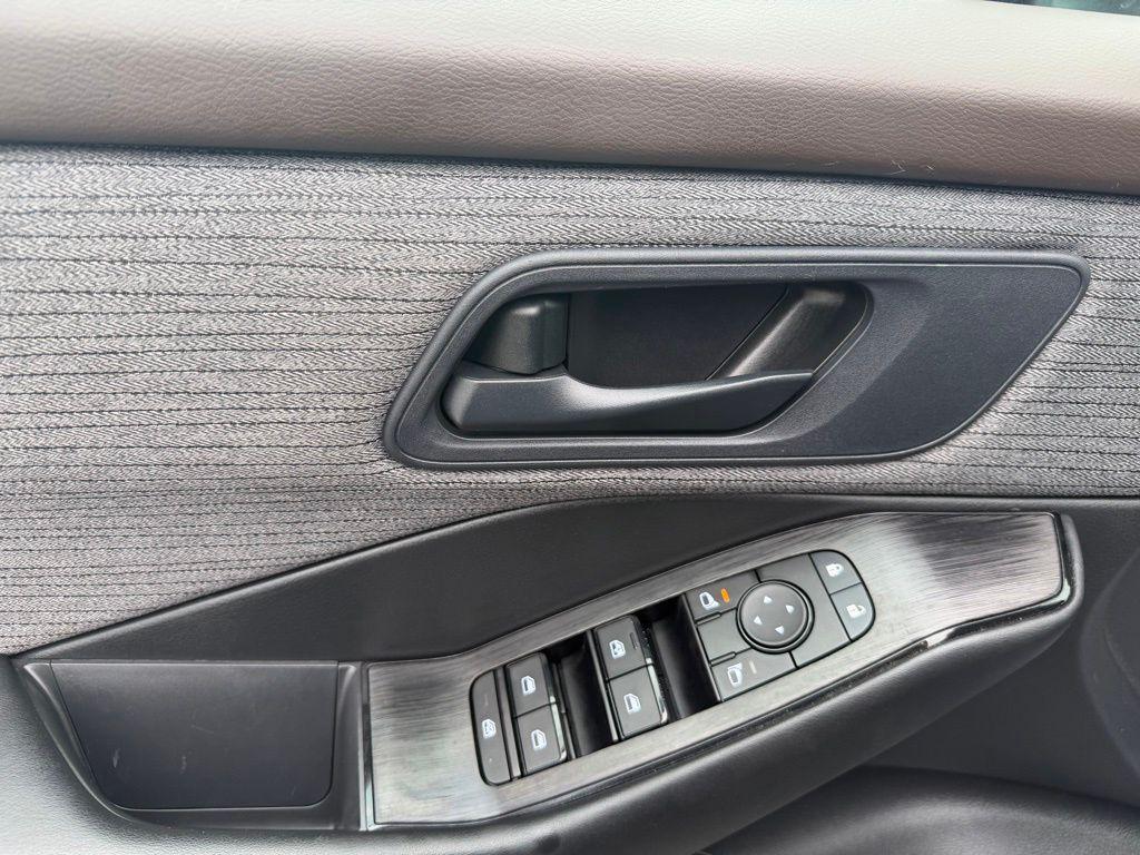 used 2023 Nissan Rogue car, priced at $19,142