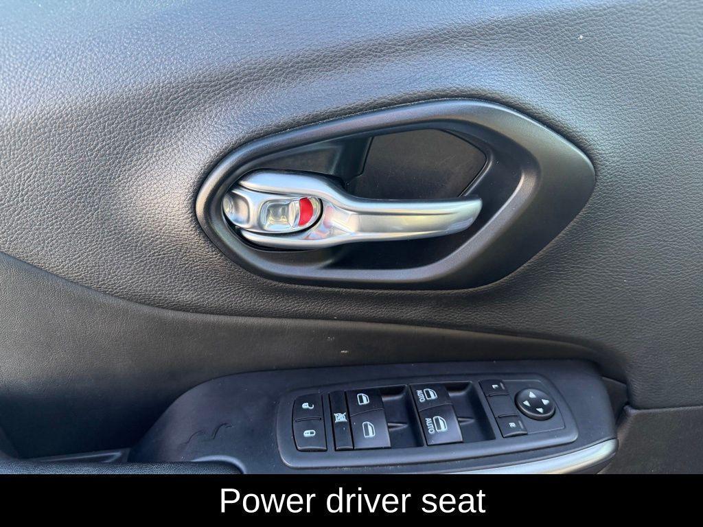 used 2021 Jeep Cherokee car, priced at $17,542