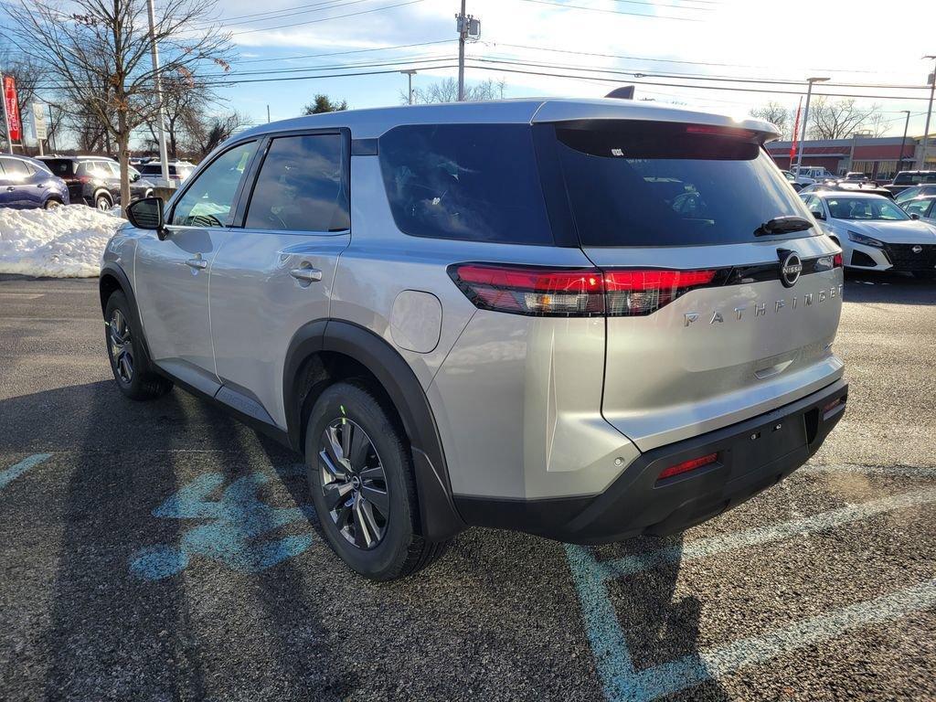 new 2025 Nissan Pathfinder car, priced at $33,475