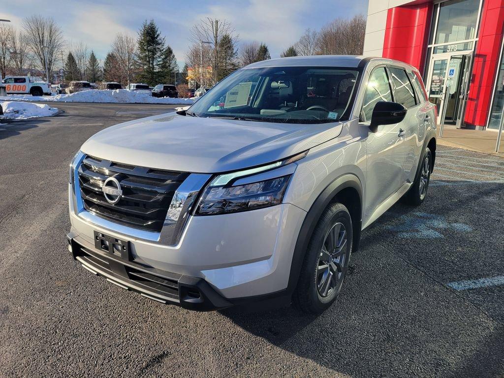 new 2025 Nissan Pathfinder car, priced at $33,475