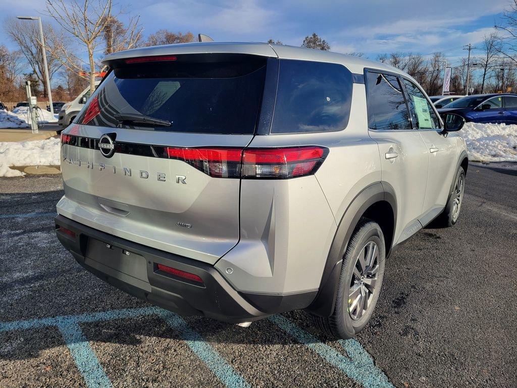 new 2025 Nissan Pathfinder car, priced at $33,475