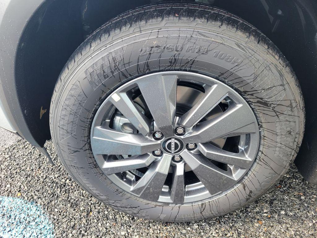 new 2025 Nissan Pathfinder car, priced at $37,375