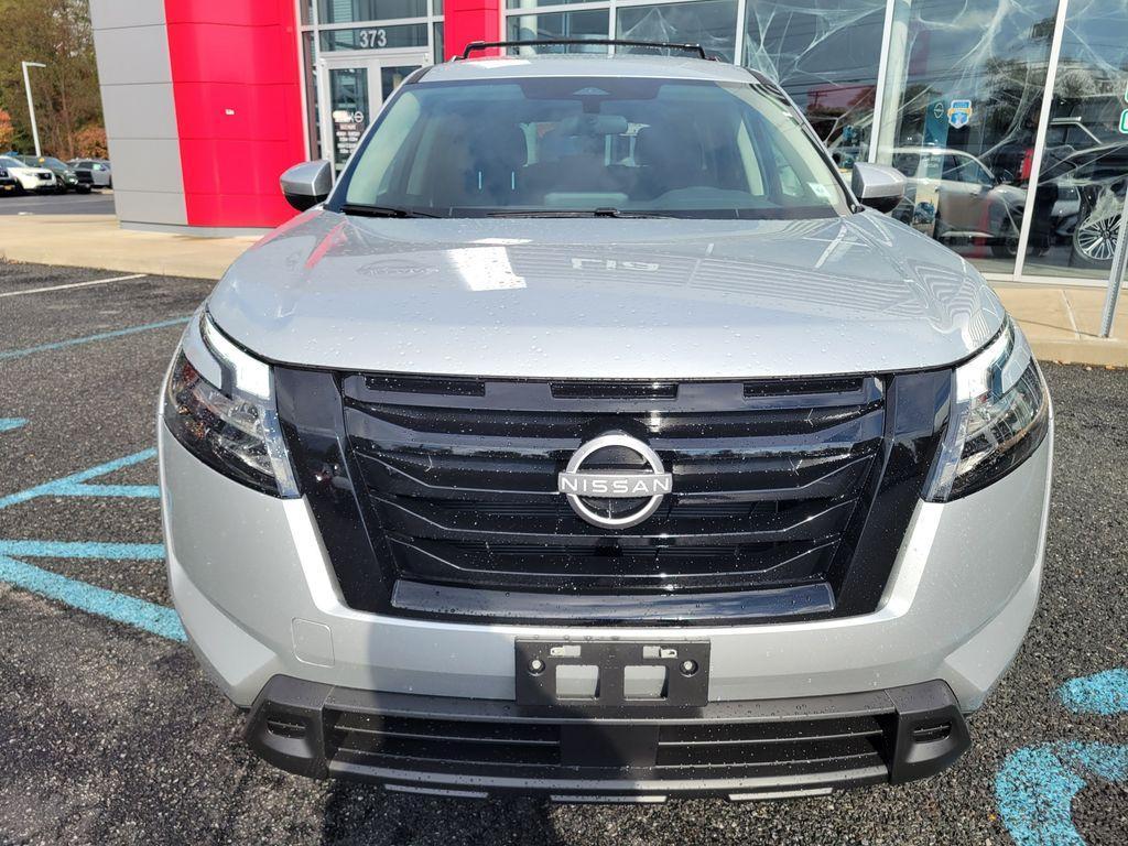 new 2025 Nissan Pathfinder car, priced at $37,375