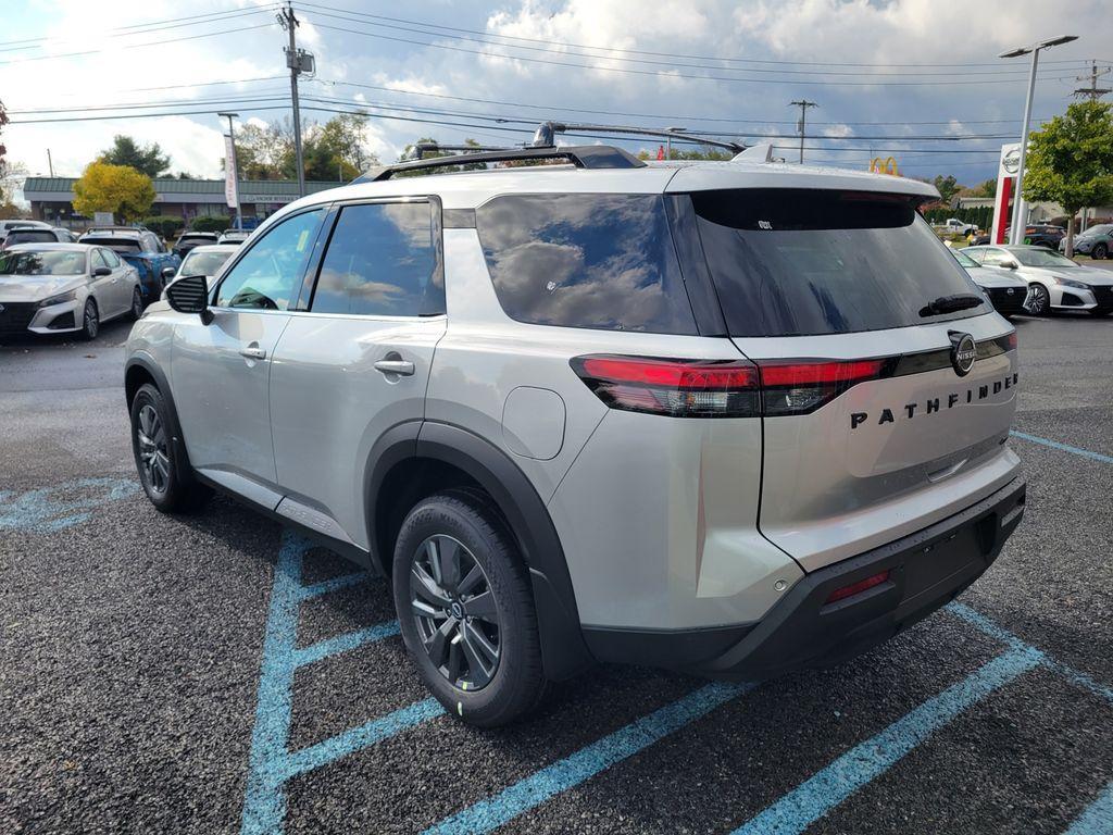 new 2025 Nissan Pathfinder car, priced at $37,375