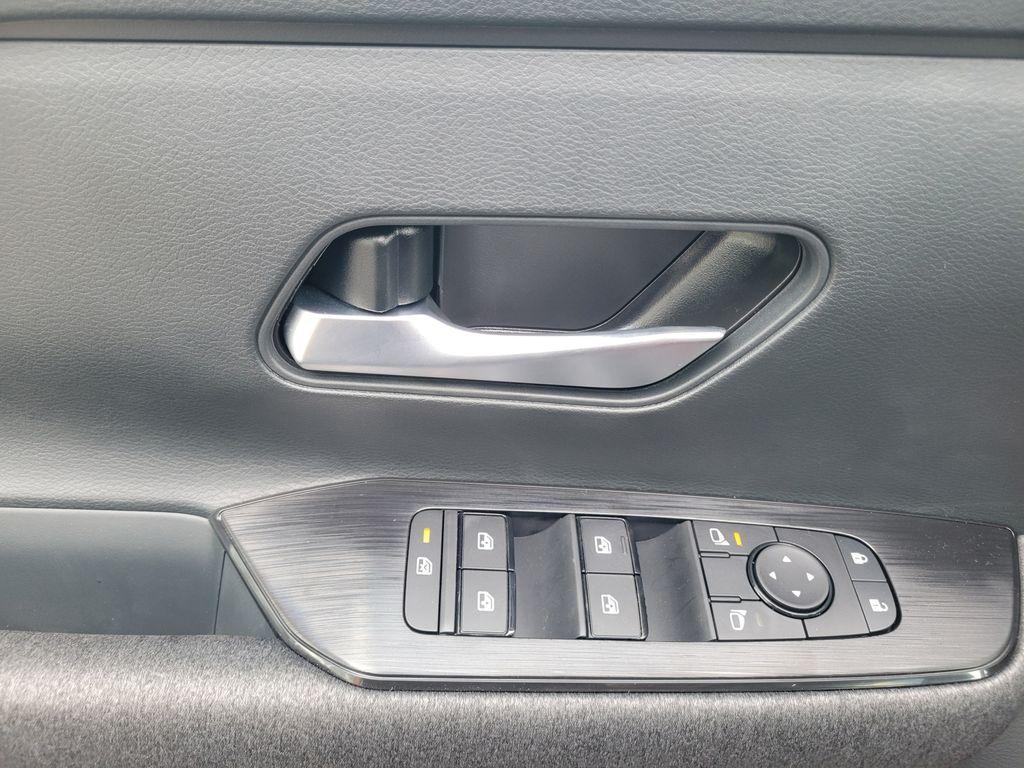 new 2026 Nissan Kicks car, priced at $27,256