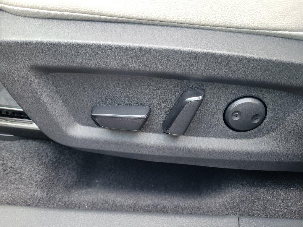 new 2025 Nissan Murano car, priced at $40,710