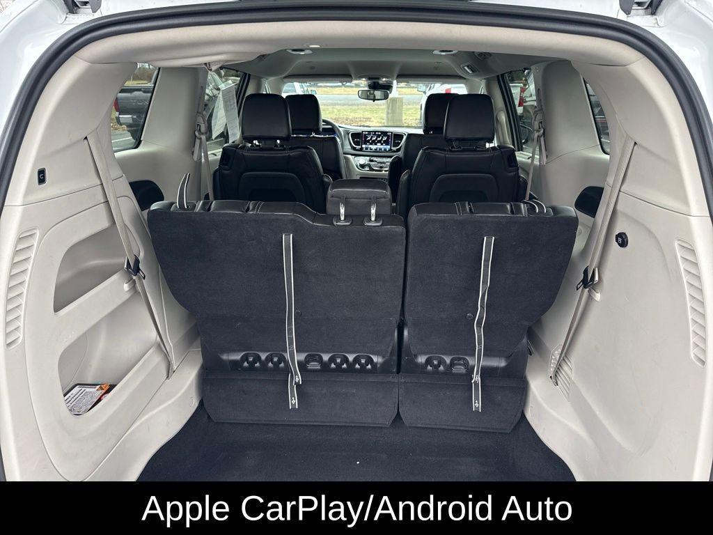 used 2024 Chrysler Pacifica car, priced at $27,942