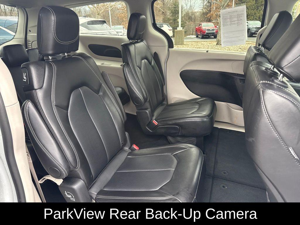 used 2024 Chrysler Pacifica car, priced at $27,942