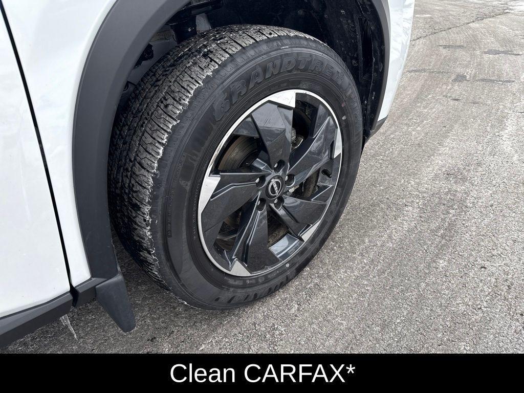 used 2025 Nissan Rogue car, priced at $27,742