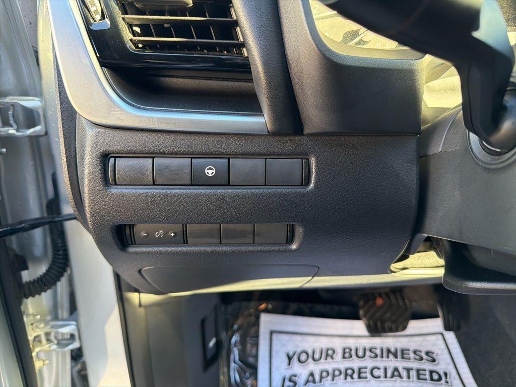 used 2022 Nissan Rogue car, priced at $19,342