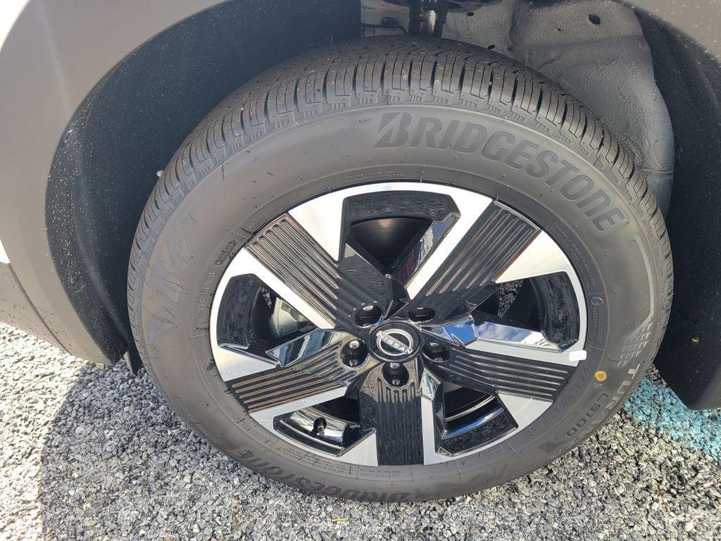 new 2026 Nissan Kicks car, priced at $27,583