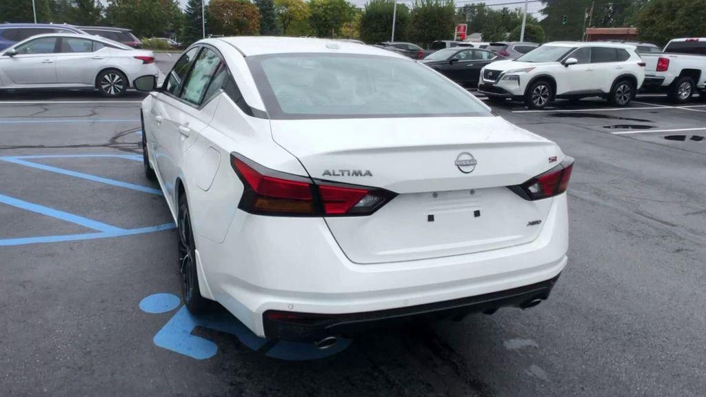new 2025 Nissan Altima car, priced at $25,500