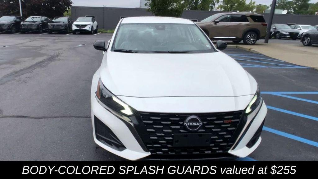 new 2025 Nissan Altima car, priced at $25,500