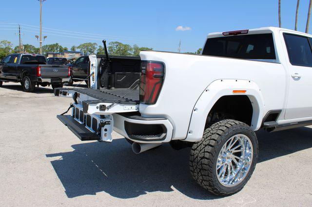 used 2025 GMC Sierra 2500 car, priced at $90,790