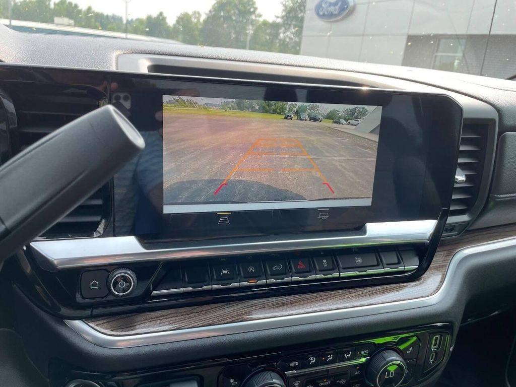 used 2022 Chevrolet Silverado 1500 car, priced at $35,860