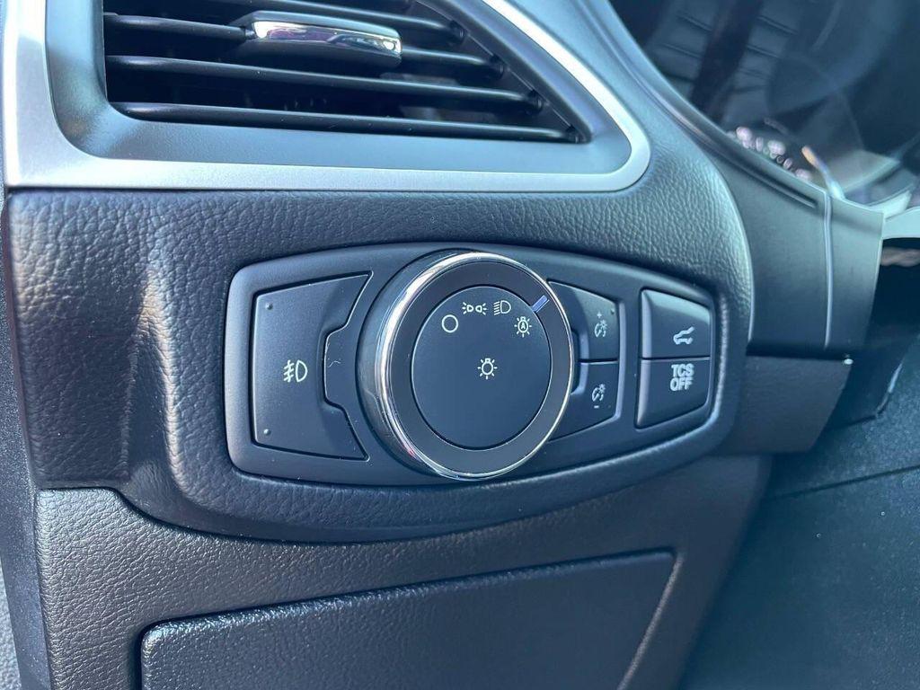 used 2023 Ford Edge car, priced at $26,860