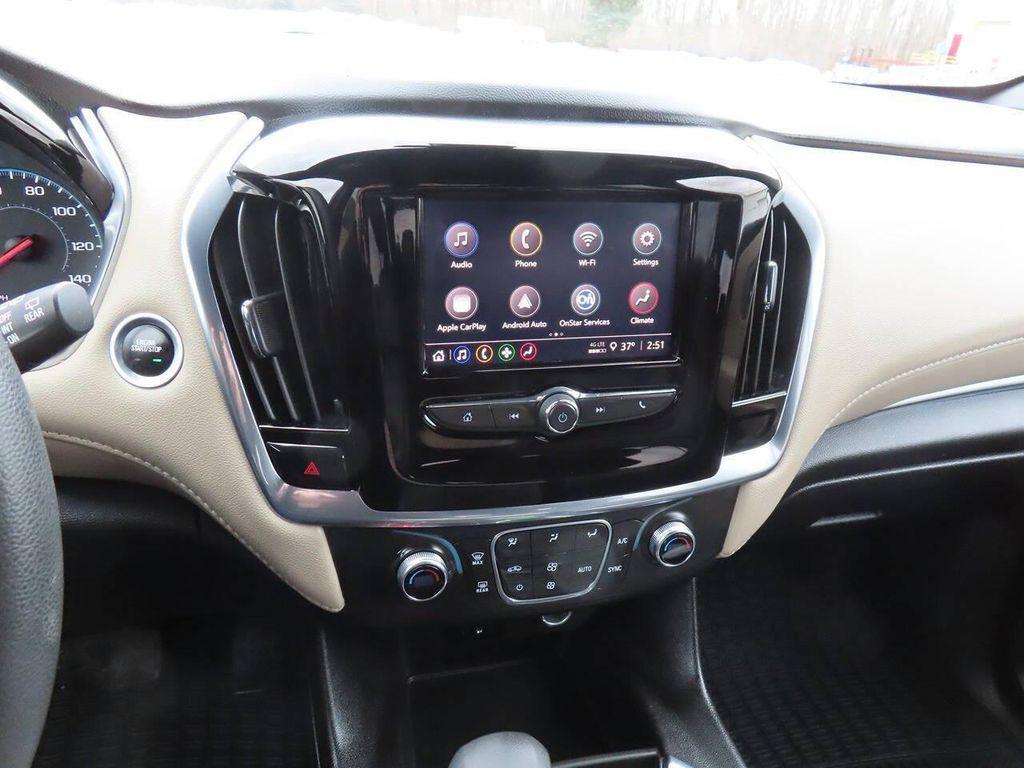 used 2022 Chevrolet Traverse car, priced at $23,480