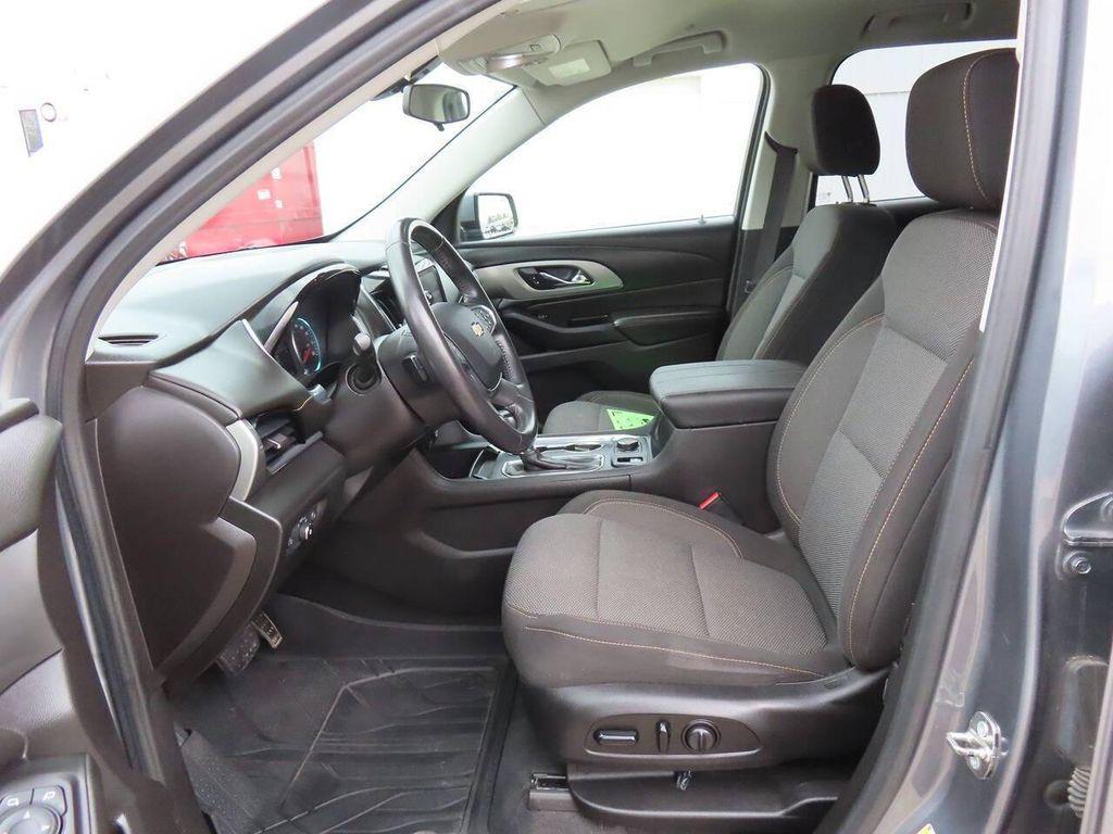 used 2018 Chevrolet Traverse car, priced at $19,680